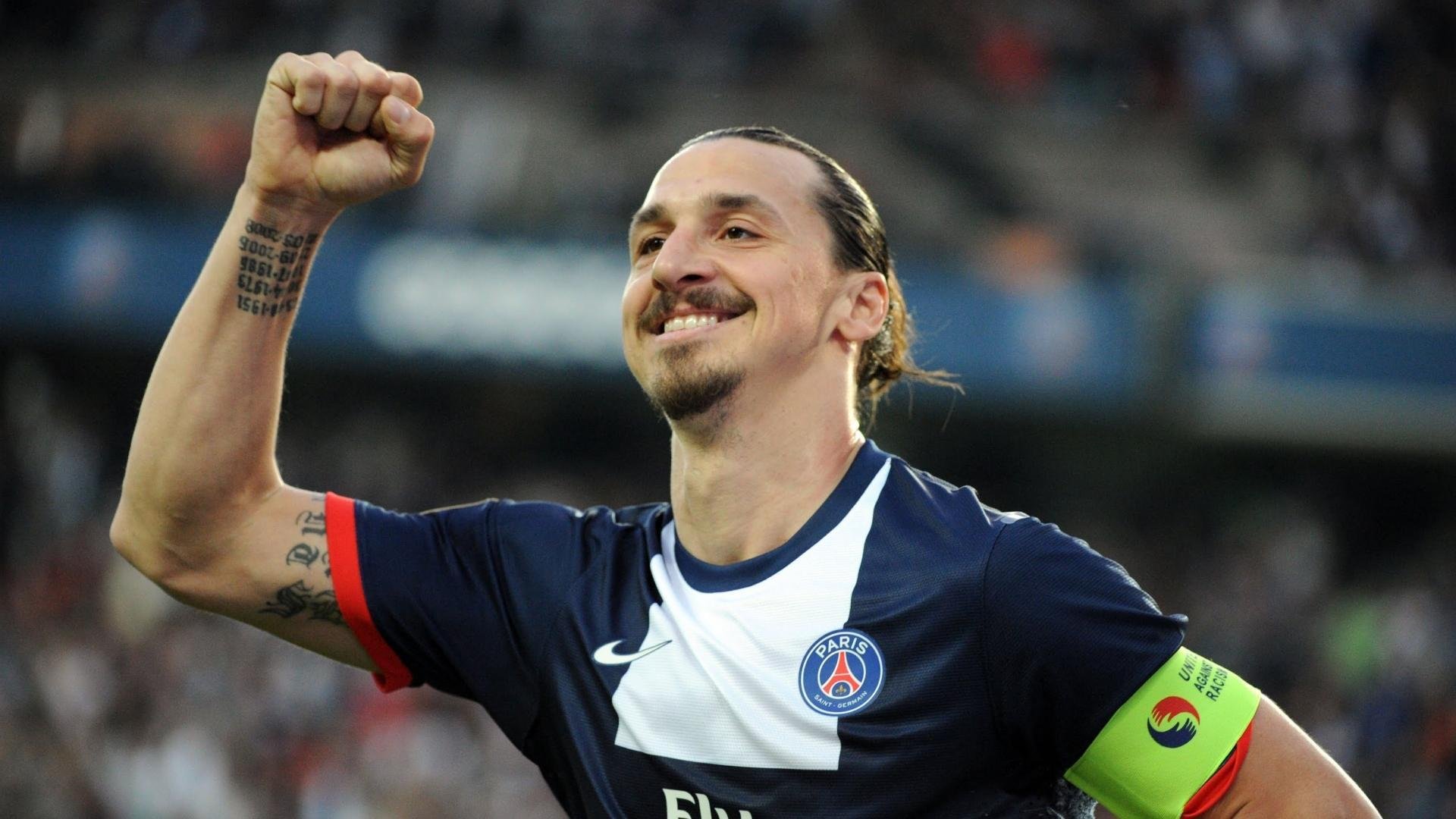 赛事解说团队：专业解读每个精彩局面，赛事解说话术